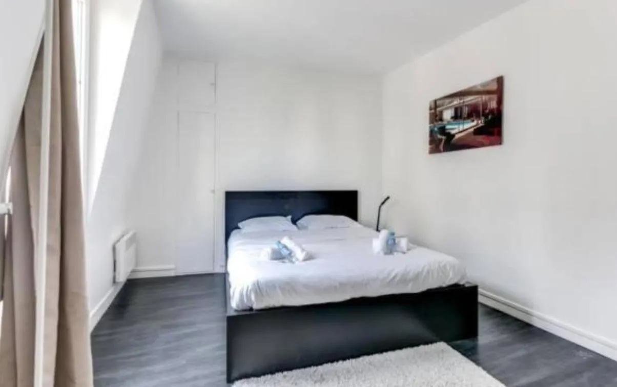 Hsh Daru - Parc Monceau St Honore Cosy Appartement 4P Paris 0*,